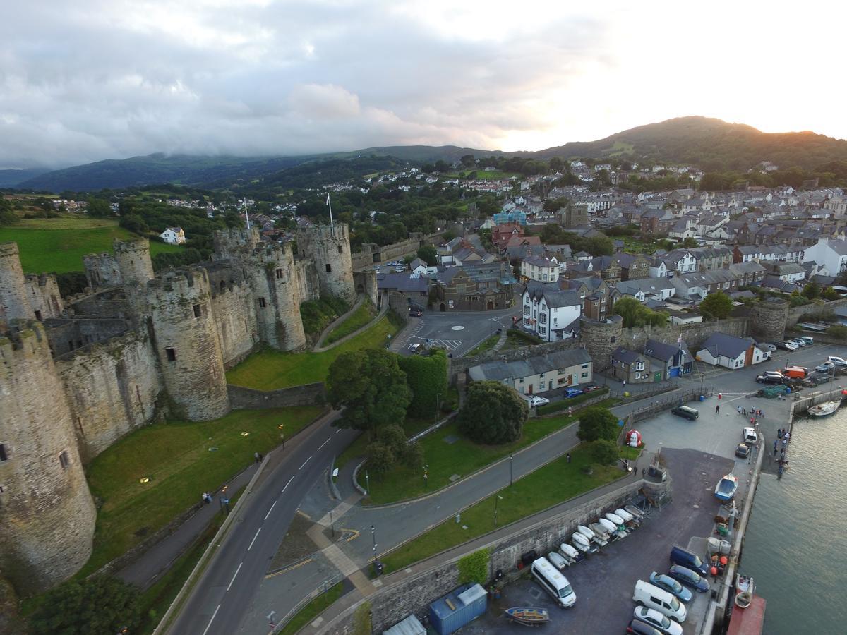 Johnny Dough'S Conwy With Rooms Εξωτερικό φωτογραφία