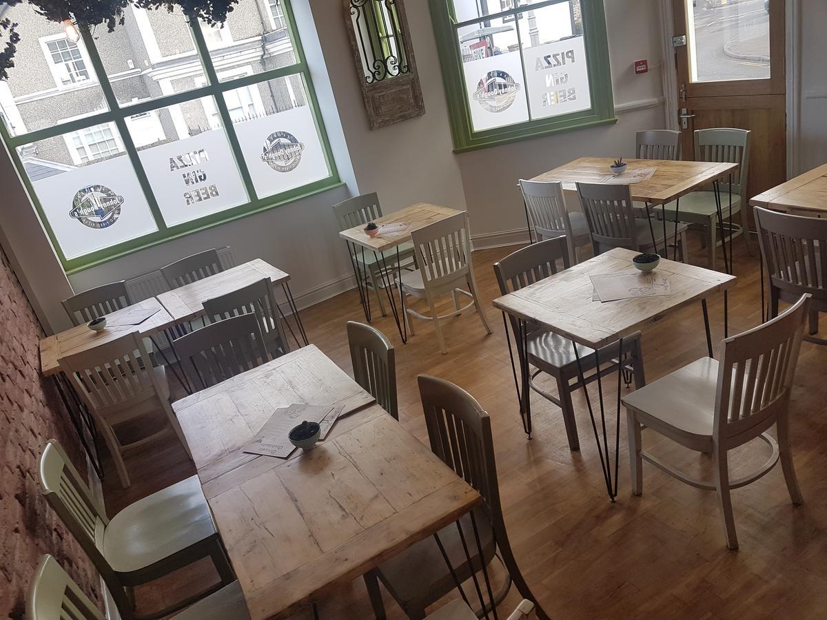 Johnny Dough'S Conwy With Rooms Εξωτερικό φωτογραφία