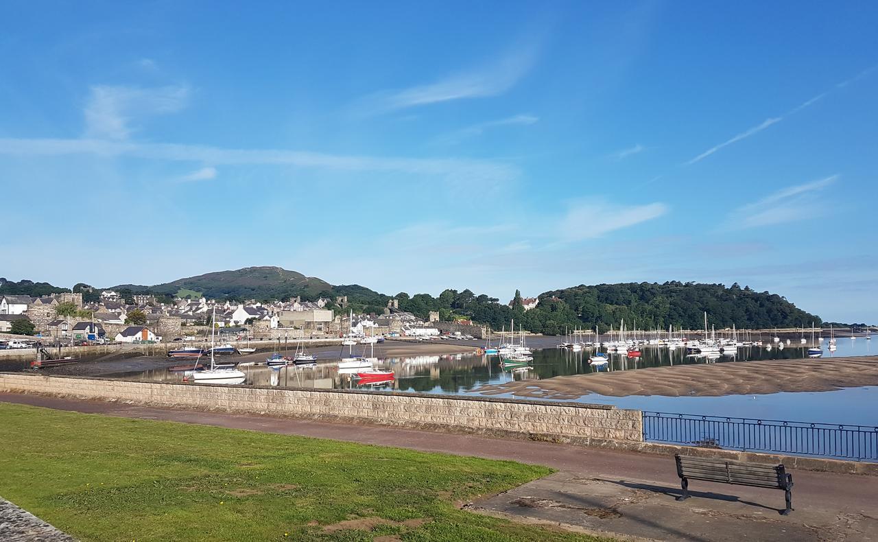 Johnny Dough'S Conwy With Rooms Εξωτερικό φωτογραφία
